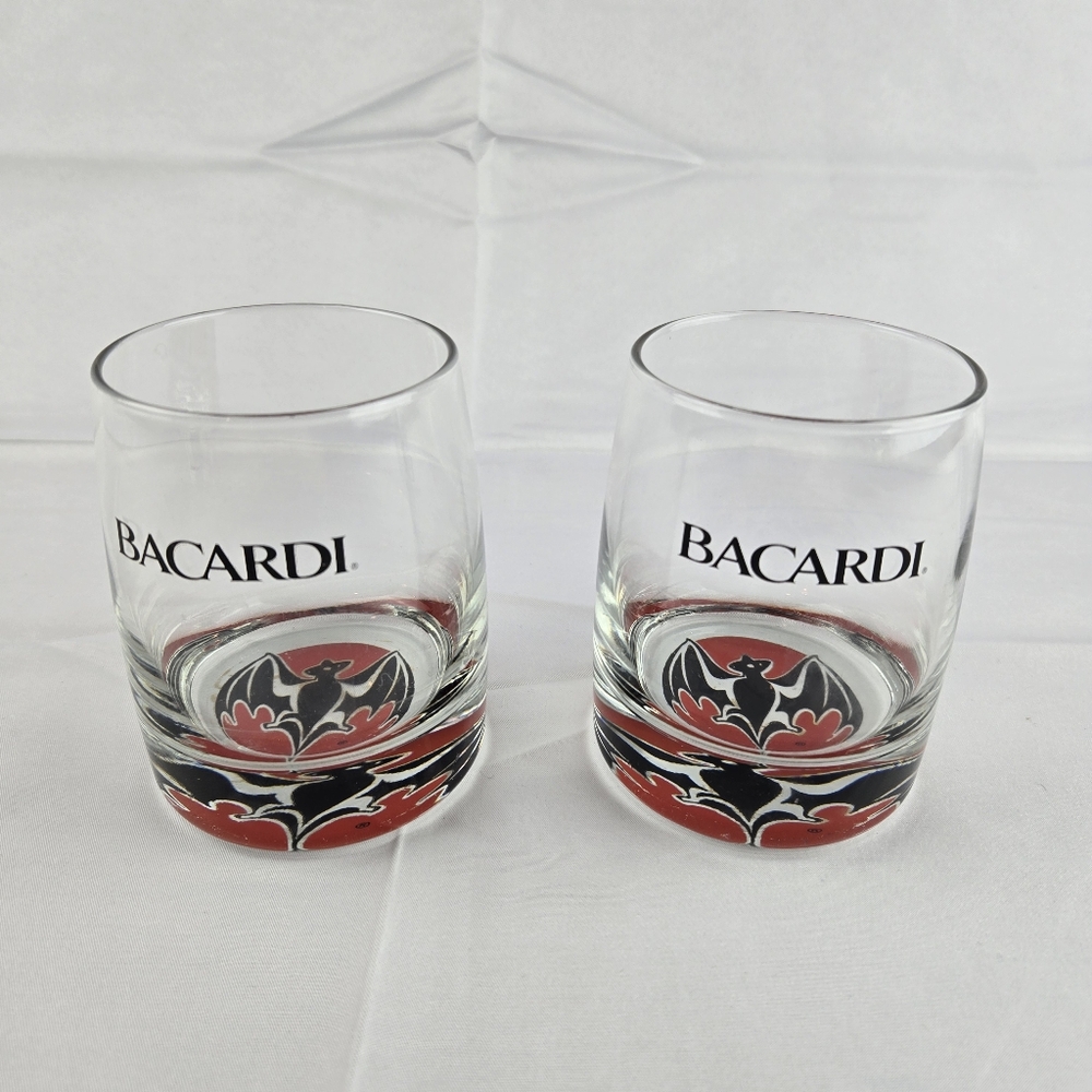 Bacardi Rum Glass Bacardi Bat Logo Weighted lo-ball Collectable Advertising 10oz
